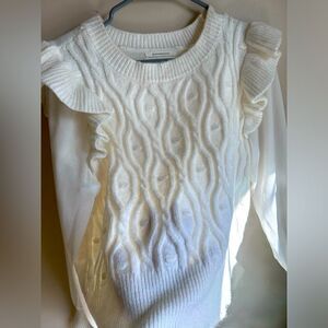 Anthropologie white sweater size medium